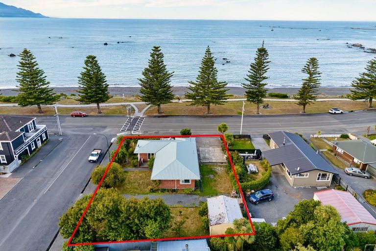 Photo of property in 1 Brighton Street, Kaikoura, 7300