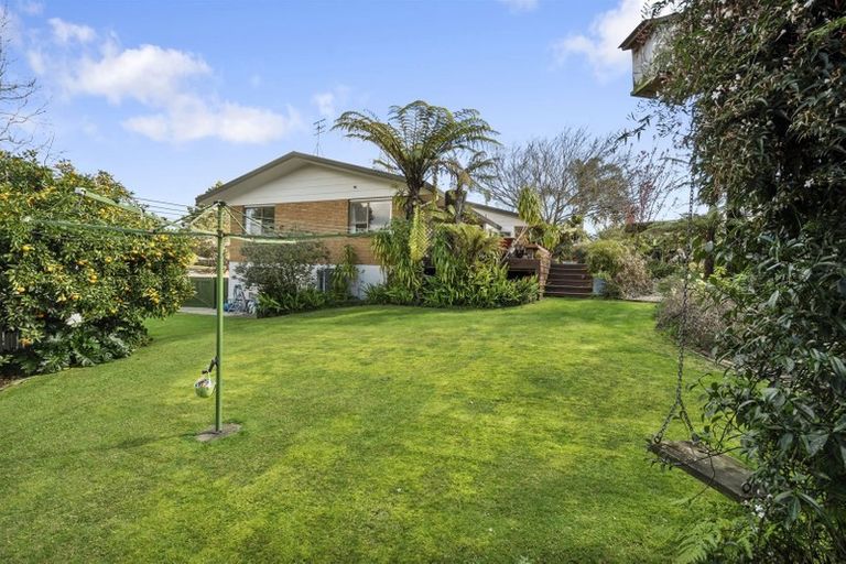 Photo of property in 2 Barnett Place, Te Puke, 3119