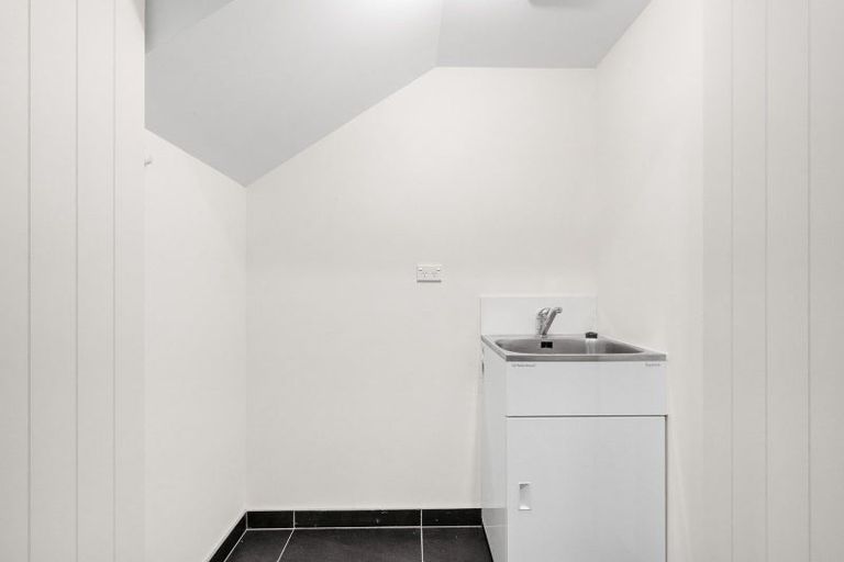 Photo of property in 36a Mandalay Terrace, Khandallah, Wellington, 6035