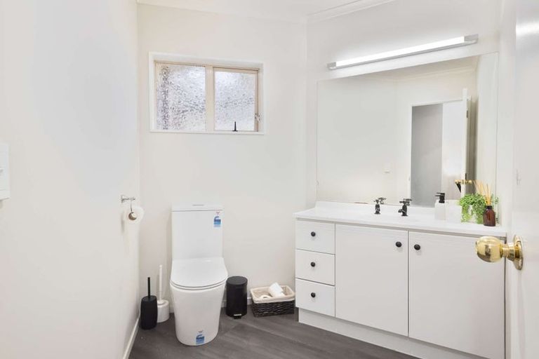 Photo of property in 4 Longwood Place, Harrowfield, Hamilton, 3210