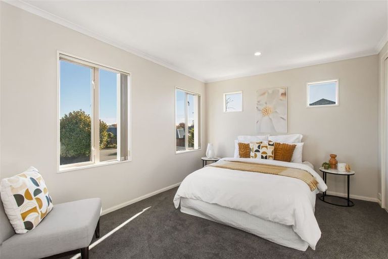 Photo of property in 18 Scarlet Lane, Redwood, Christchurch, 8051