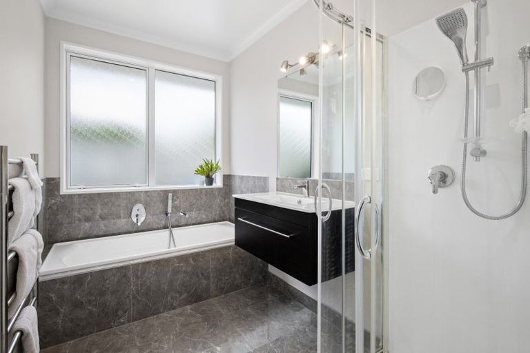 Photo of property in 15 Lydiard Place, Beachlands, Auckland, 2018