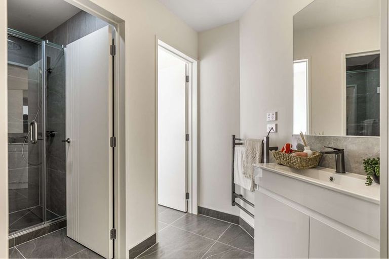 Photo of property in 1d Bellville Drive, Clendon Park, Auckland, 2103