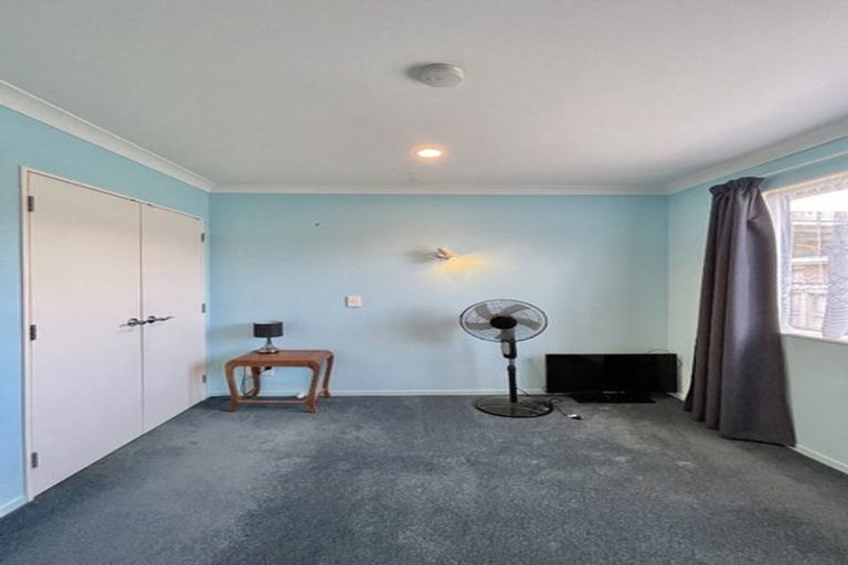 Photo of property in 17 Phar Lap Grove, Trentham, Upper Hutt, 5018