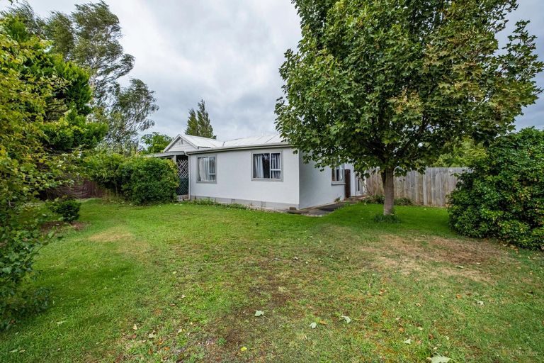 Photo of property in 35 Leonard Street, Waimate, 7924