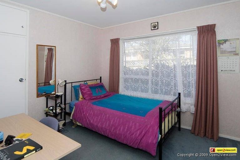 Photo of property in 100 Arran Road, Browns Bay, Auckland, 0630