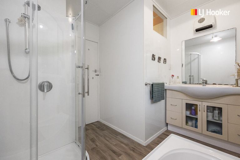 Photo of property in 11 Carnarvon Street, Belleknowes, Dunedin, 9011