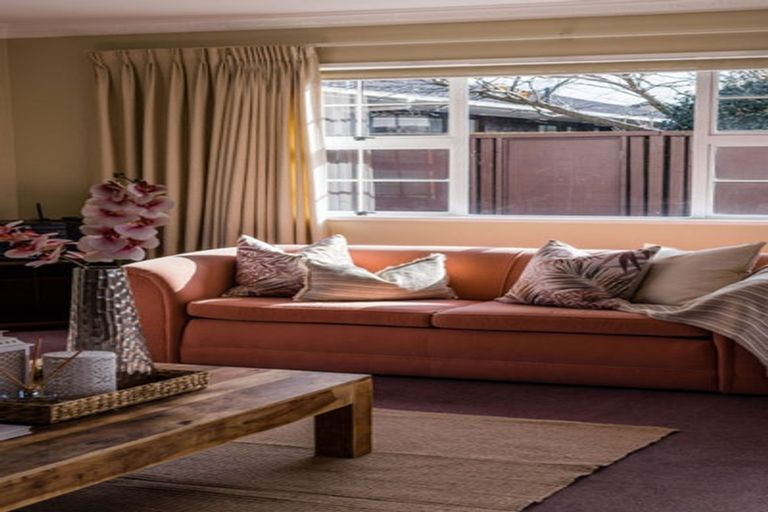 Photo of property in 12 Wilfred Street, St Andrews, Hamilton, 3200