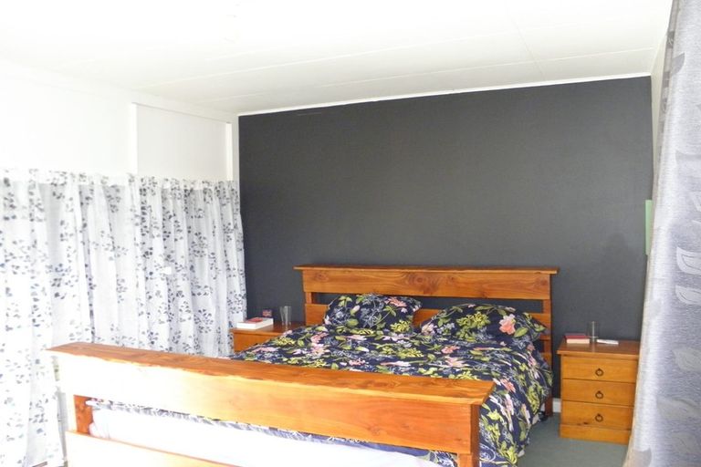 Photo of property in 38 Weka Street, Waikiwi, Invercargill, 9810