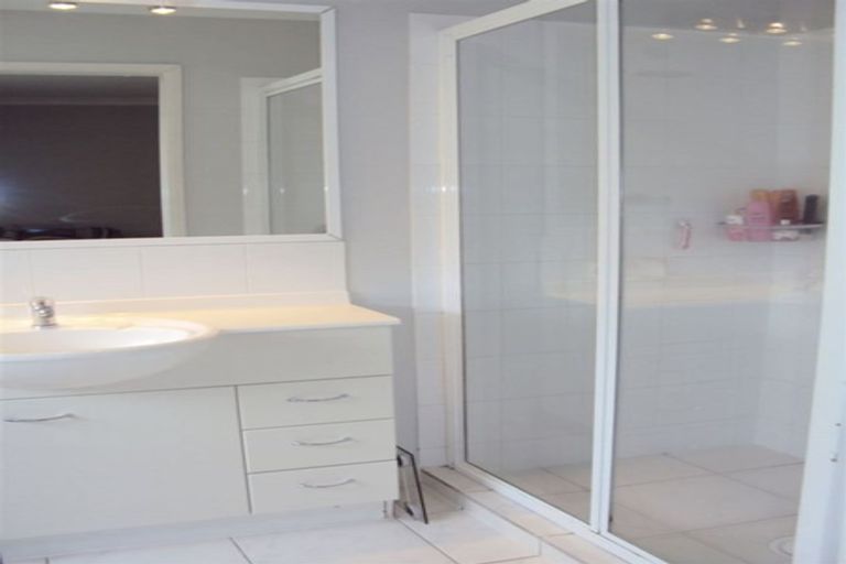 Photo of property in 31 Putake Drive, Parklands, Christchurch, 8083