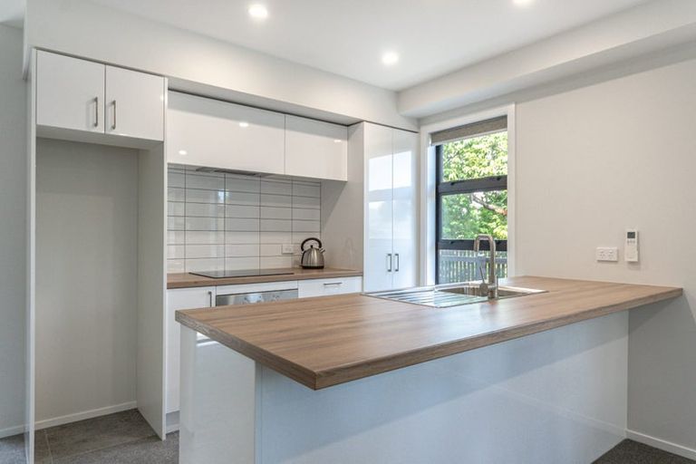 Photo of property in 452 Cambridge Terrace, Naenae, Lower Hutt, 5011