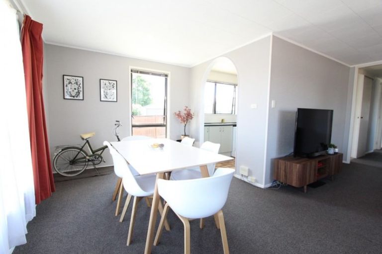 Photo of property in 1 Waitara Place, Tokoroa, 3420