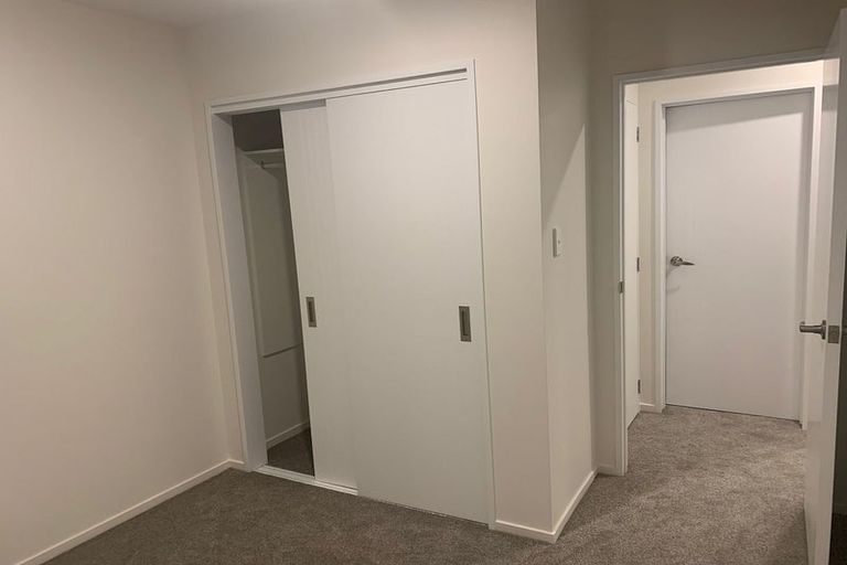 Photo of property in 155 Grove Road, Papakura, 2110