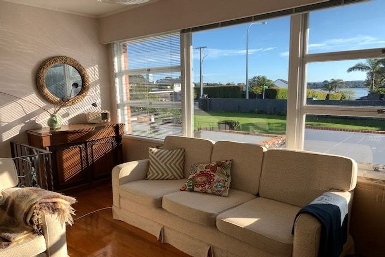 Photo of property in 35 Kitchener Road, Takapuna, Auckland, 0622