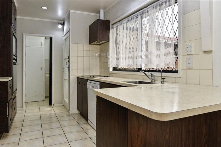 Photo of property in 338 Bucklands Beach Road, Bucklands Beach, Auckland, 2012