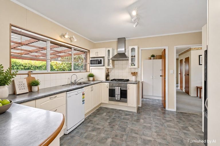 Photo of property in 23 Coromandel Crescent, Mairangi Bay, Auckland, 0630