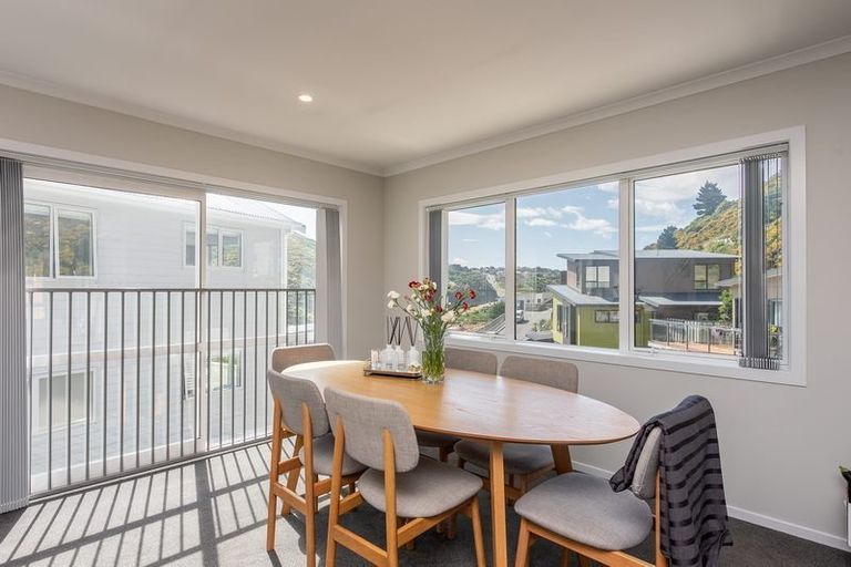 Photo of property in 22 Rarangi Way, Owhiro Bay, Wellington, 6023