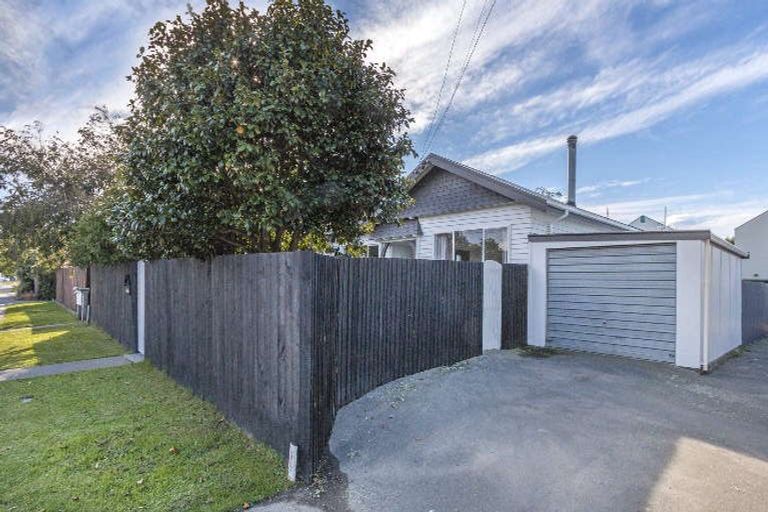 Photo of property in 1/185 Hastings Street East, Waltham, Christchurch, 8023