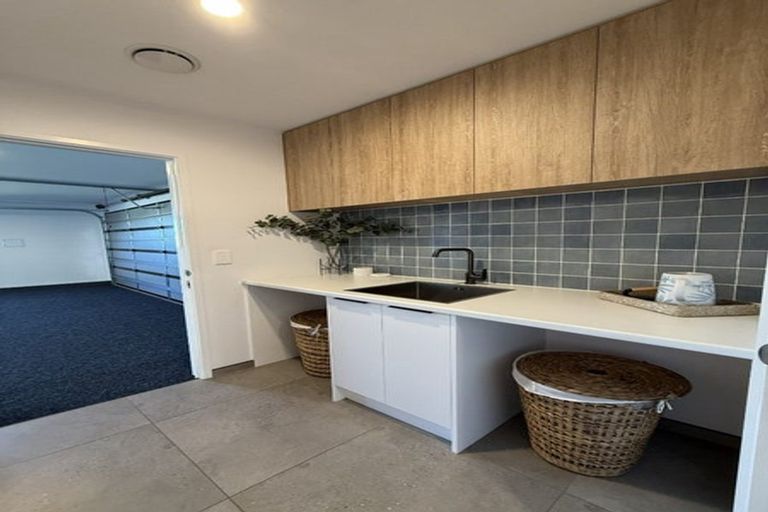 Photo of property in 23 Finstock Way, Rolleston, 7614