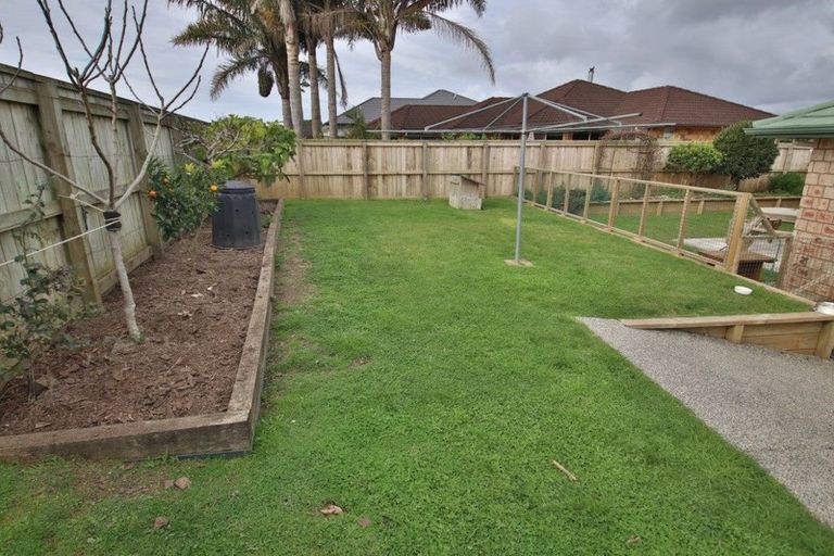 Photo of property in 2 Halyard Loop, Haruru, 0204