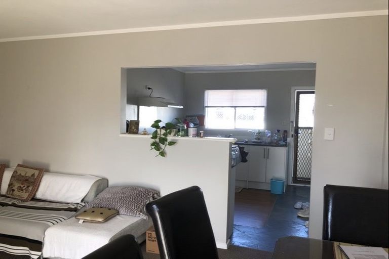 Photo of property in 2/14 Swan Crescent, Pakuranga, Auckland, 2010