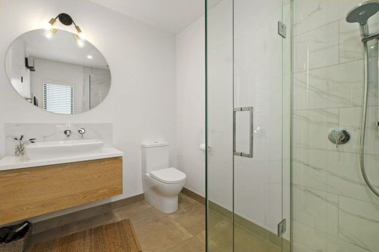 Photo of property in 15 Edna Lane, Lake Hawea, Wanaka, 9382