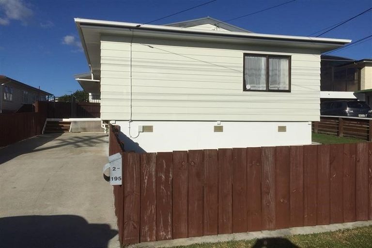 Photo of property in 2/195 Rathgar Road, Henderson, Auckland, 0610