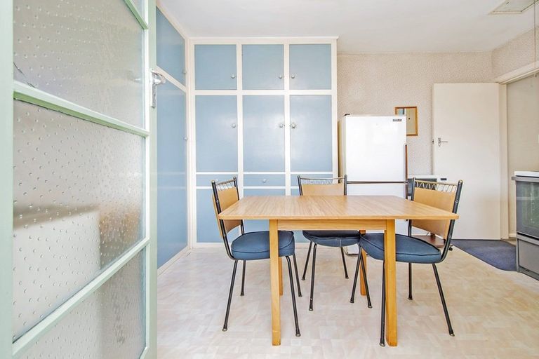 Photo of property in 2/7 Curletts Road, Sockburn, Christchurch, 8042