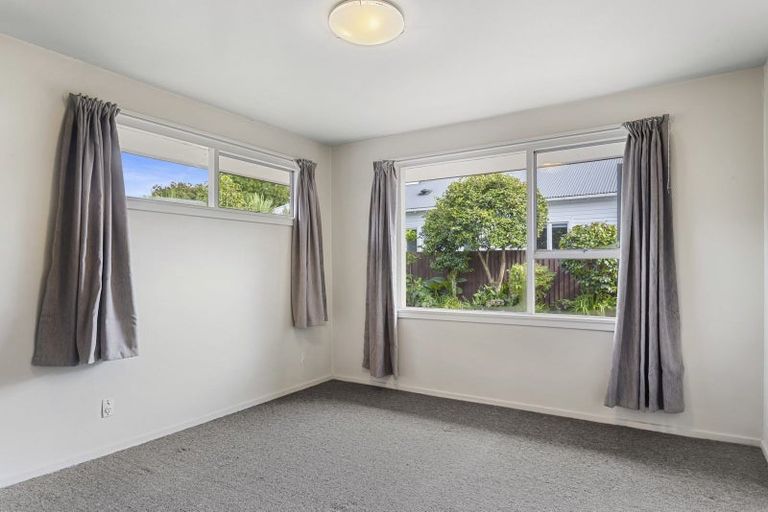 Photo of property in 1/27 Bretts Road, St Albans, Christchurch, 8052