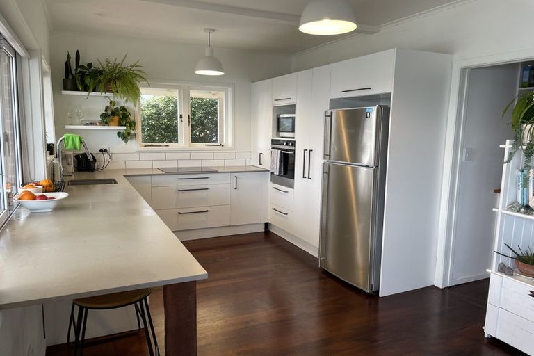 Photo of property in 10 Tizard Road, Birkenhead, Auckland, 0626