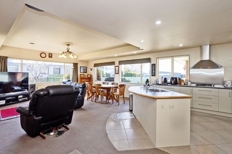 Photo of property in 202 Paterson Street, Grasmere, Invercargill, 9810