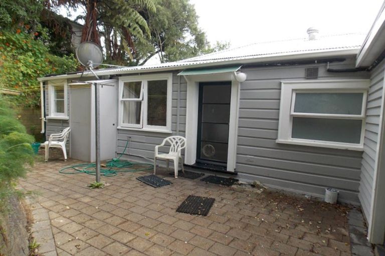 Photo of property in 119 Wadestown Road, Wadestown, Wellington, 6012