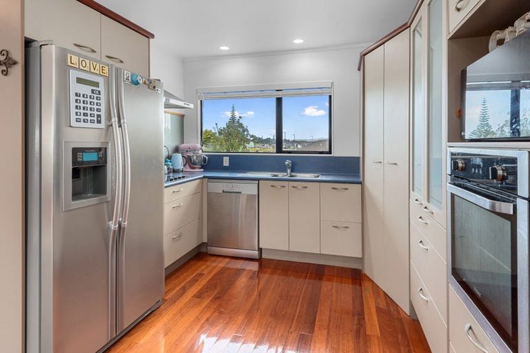 Photo of property in 3 Bermuda Place, One Tree Point, 0118