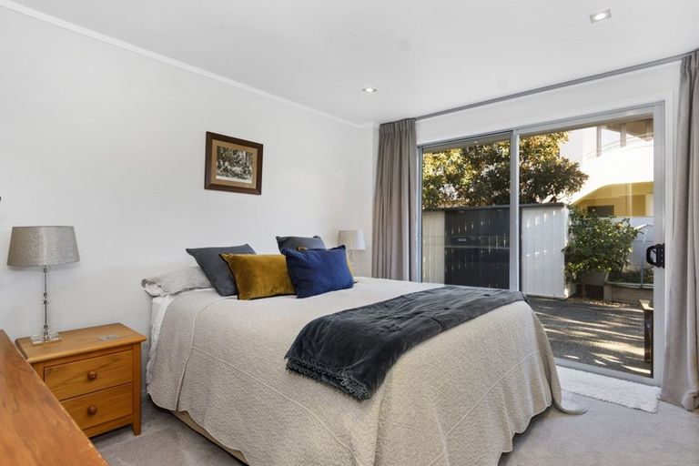 Photo of property in 36 Marine Parade, Mount Maunganui, 3116