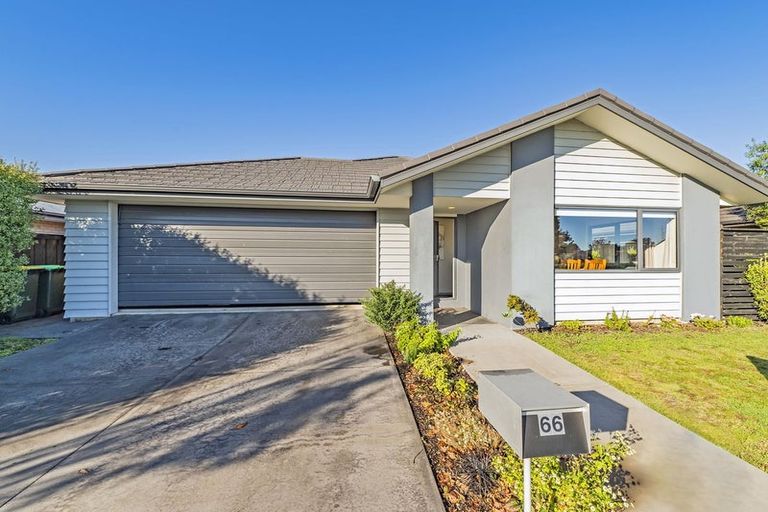 Photo of property in 66 Shillingford Boulevard, Rolleston, 7615