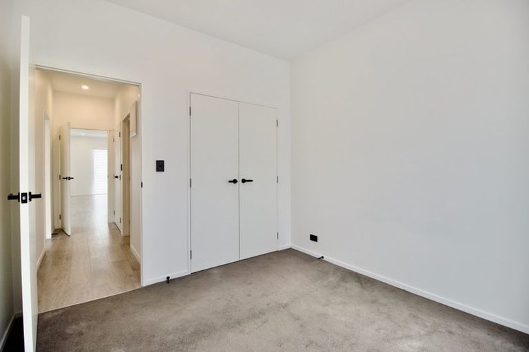 Photo of property in 7 Heri Lane, Westgate, Auckland, 0814