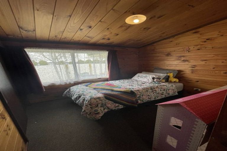 Photo of property in 89 Kaimanawa Street, Kelvin Grove, Palmerston North, 4414