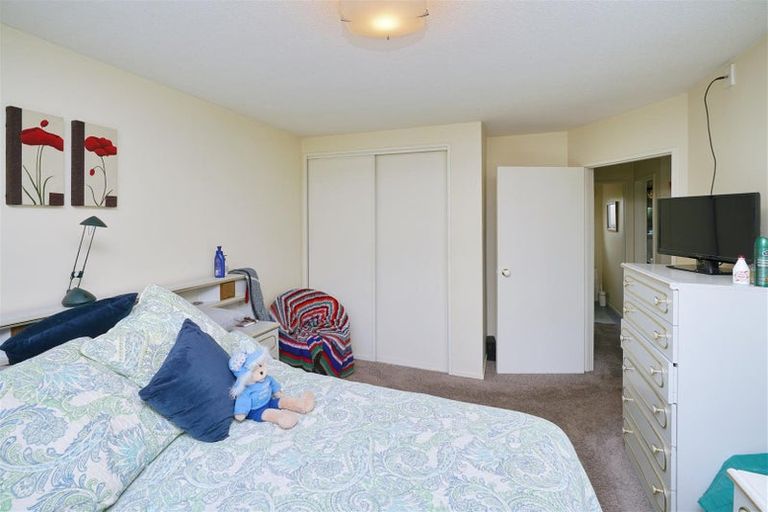 Photo of property in 2/41 Tivoli Place, Bishopdale, Christchurch, 8053