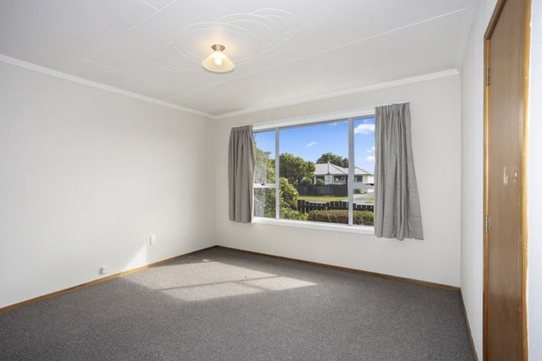 Photo of property in 11 Harvey Street, Grasmere, Invercargill, 9810