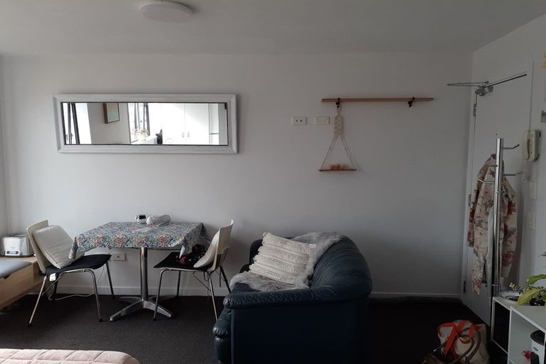 Photo of property in Southern Cross Apartments, 501/35 Abel Smith Street, Te Aro, Wellington, 6011
