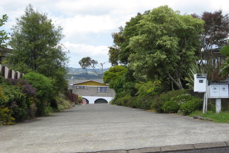 Photo of property in 30 Anzac Road, Pukekohe, 2120