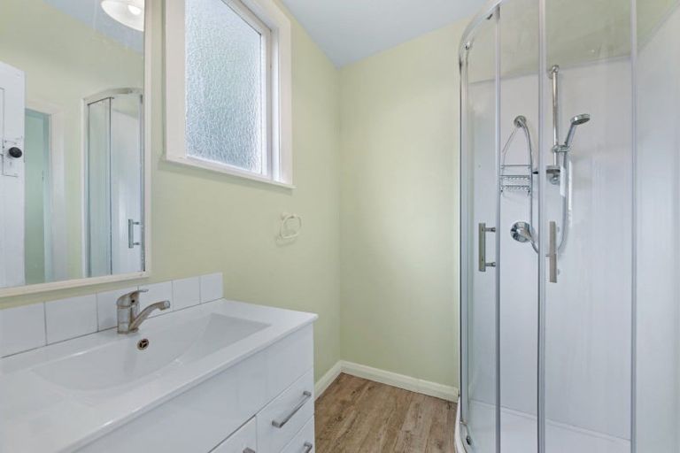 Photo of property in 76 Waimea Road, Nelson South, Nelson, 7010