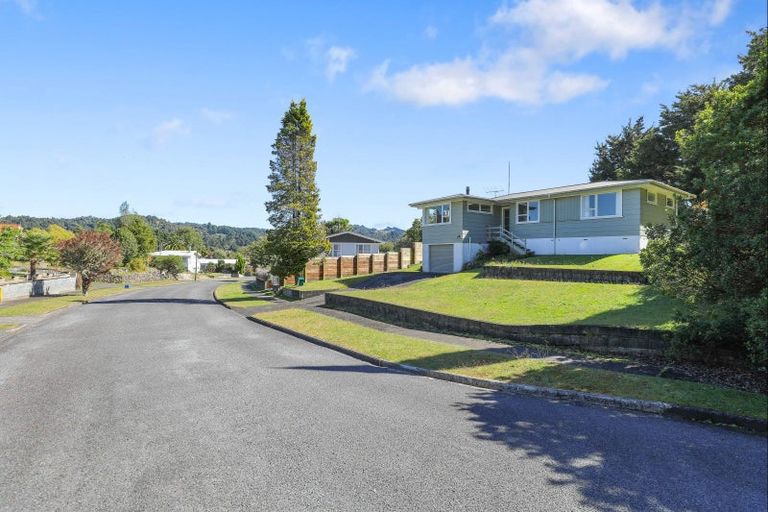Photo of property in 16 Puketapu Crescent, Taumarunui, 3920