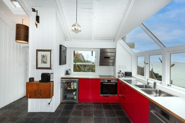 Photo of property in 6573 Pouto Road, Pouto, Te Kopuru, 0391