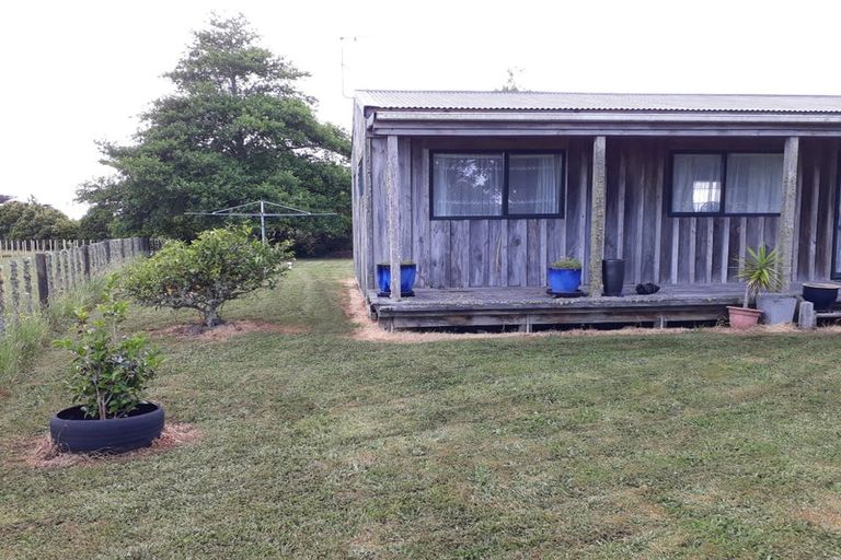 Photo of property in 105 Nixon Road, Taupaki, Henderson, 0782