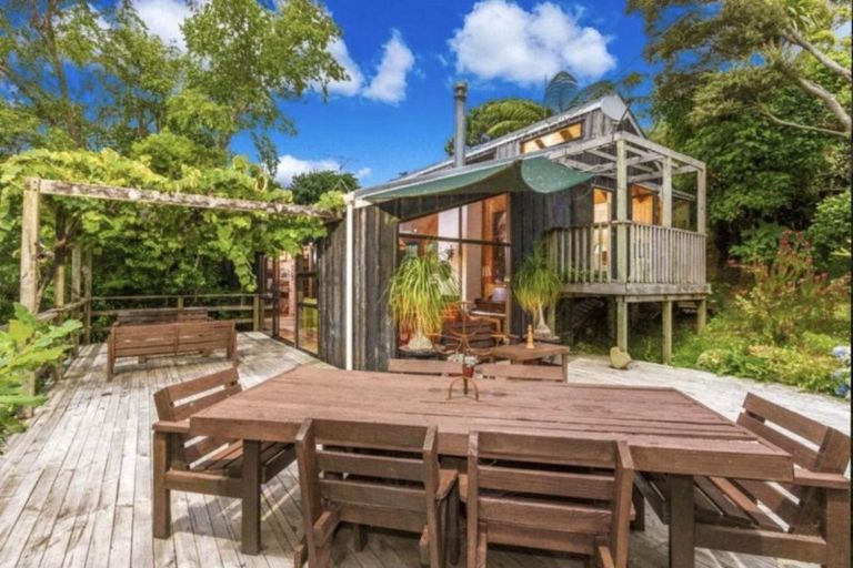 Photo of property in 43 Penzance Road, Mairangi Bay, Auckland, 0630