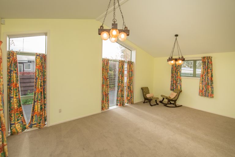 Photo of property in 48 Orrick Crescent, Avondale, Christchurch, 8061