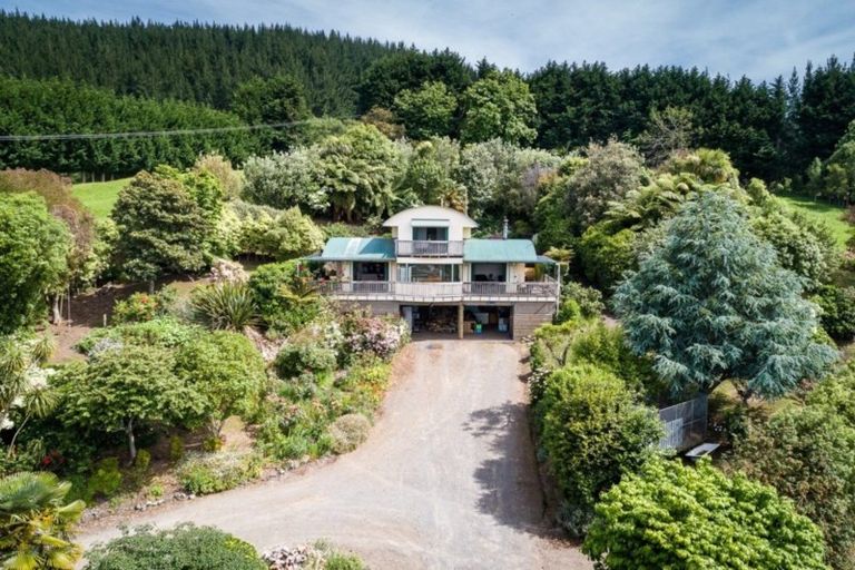 Photo of property in 170 Matahorua Road, Tutira, Napier, 4188