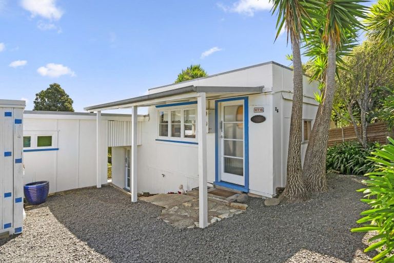 Photo of property in 26 Lily Street, Raglan, 3225