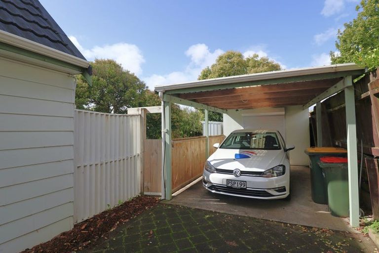 Photo of property in 1/5 Rosca Lane, Sunnyhills, Auckland, 2010